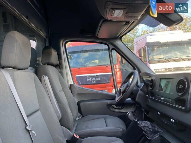 Белый Мерседес Sprinter, объемом двигателя 2.2 л и пробегом 165 тыс. км за 23350 $, фото 36 на Automoto.ua