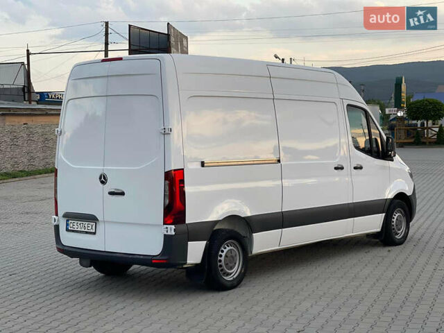Белый Мерседес Sprinter, объемом двигателя 2.2 л и пробегом 46 тыс. км за 27600 $, фото 4 на Automoto.ua