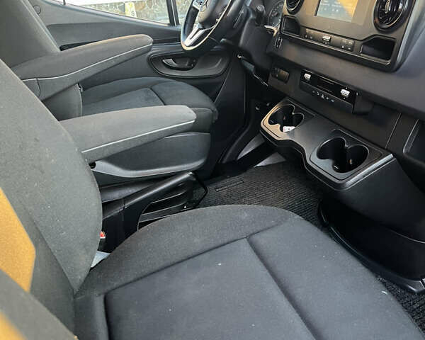 Білий Мерседес Sprinter, об'ємом двигуна 2.14 л та пробігом 300 тис. км за 22900 $, фото 50 на Automoto.ua
