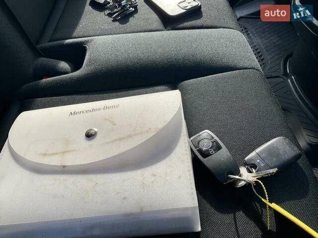 Белый Мерседес Sprinter, объемом двигателя 2.2 л и пробегом 169 тыс. км за 21499 $, фото 28 на Automoto.ua
