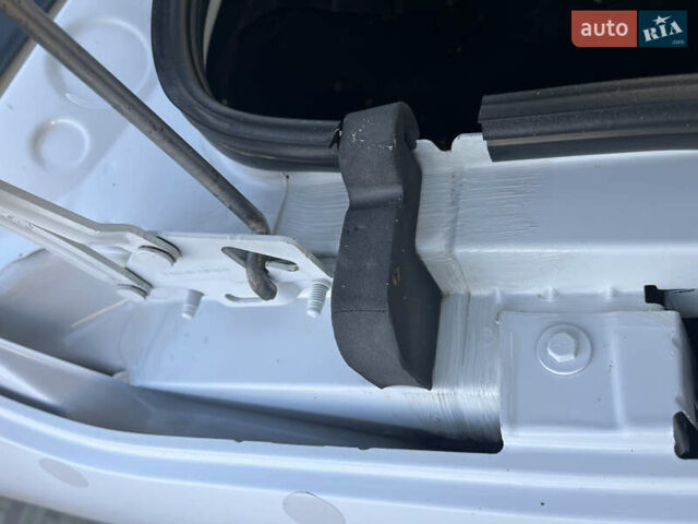 Білий Мерседес Sprinter, об'ємом двигуна 2.14 л та пробігом 300 тис. км за 22900 $, фото 55 на Automoto.ua