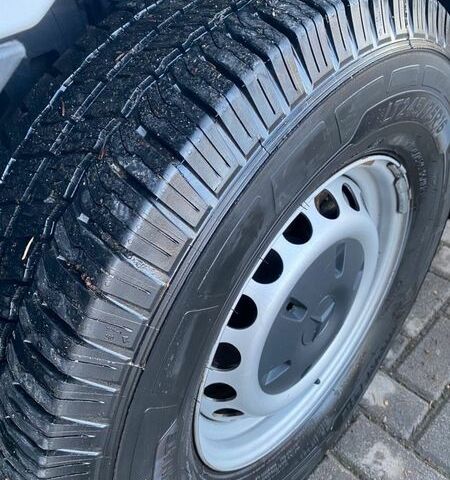 Белый Мерседес Sprinter, объемом двигателя 2.99 л и пробегом 187 тыс. км за 37400 $, фото 65 на Automoto.ua