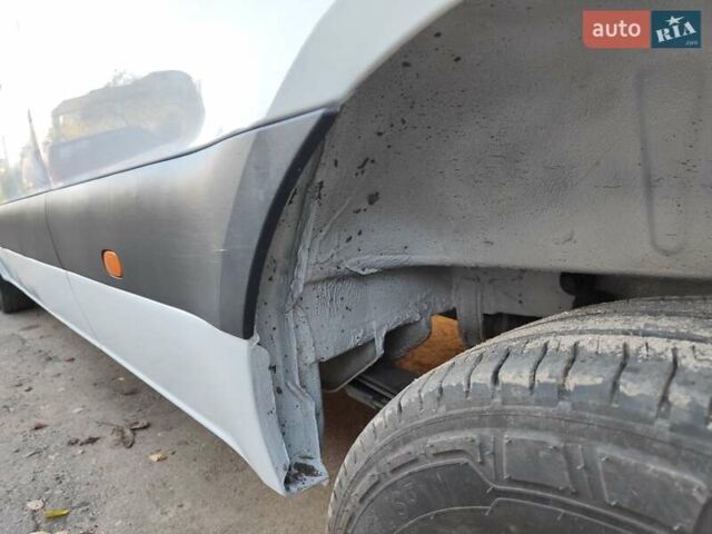 Белый Мерседес Sprinter, объемом двигателя 2.14 л и пробегом 406 тыс. км за 19500 $, фото 26 на Automoto.ua