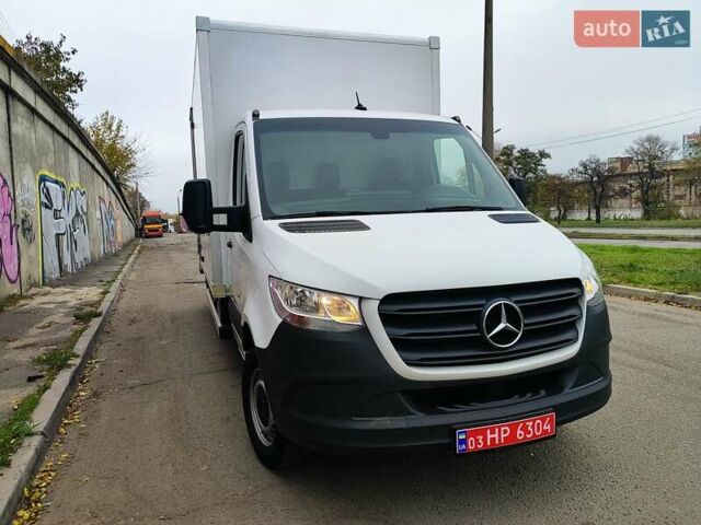 Белый Мерседес Sprinter, объемом двигателя 2.2 л и пробегом 246 тыс. км за 26499 $, фото 27 на Automoto.ua