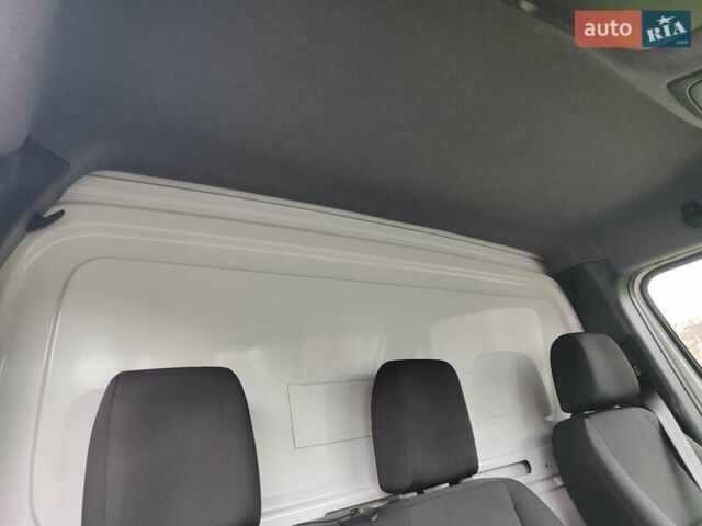 Белый Мерседес Sprinter, объемом двигателя 2.2 л и пробегом 246 тыс. км за 26499 $, фото 40 на Automoto.ua