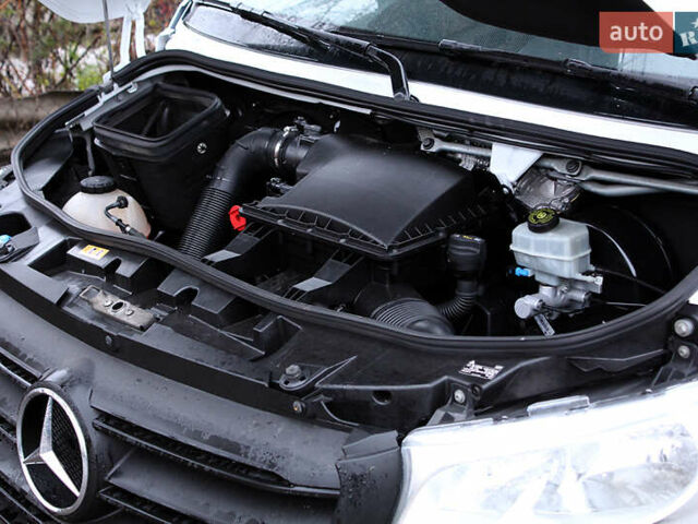 Белый Мерседес Sprinter, объемом двигателя 2.2 л и пробегом 314 тыс. км за 24900 $, фото 54 на Automoto.ua