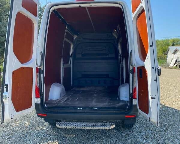 Білий Мерседес Sprinter, об'ємом двигуна 3 л та пробігом 240 тис. км за 29999 $, фото 10 на Automoto.ua