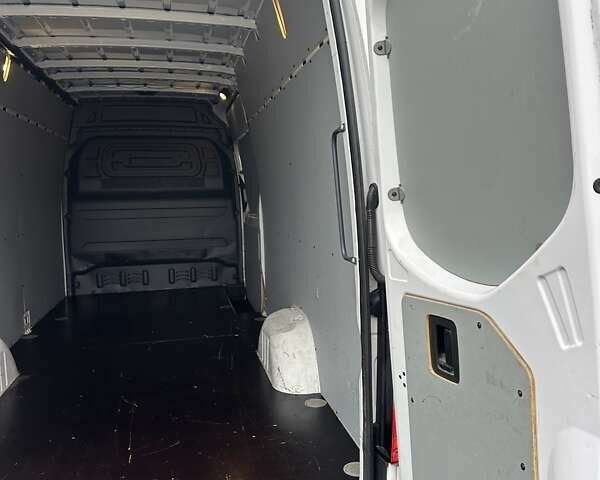 Білий Мерседес Sprinter, об'ємом двигуна 1.95 л та пробігом 244 тис. км за 27300 $, фото 37 на Automoto.ua