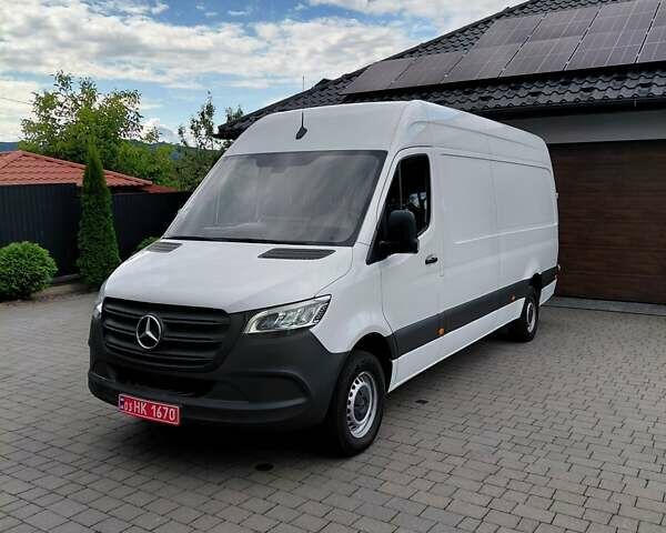 Белый Мерседес Sprinter, объемом двигателя 3 л и пробегом 365 тыс. км за 32000 $, фото 16 на Automoto.ua