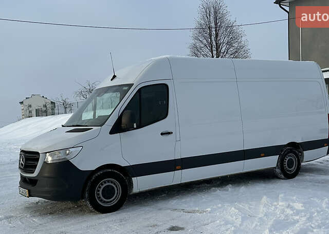 Белый Мерседес Sprinter, объемом двигателя 2.2 л и пробегом 200 тыс. км за 25700 $, фото 11 на Automoto.ua