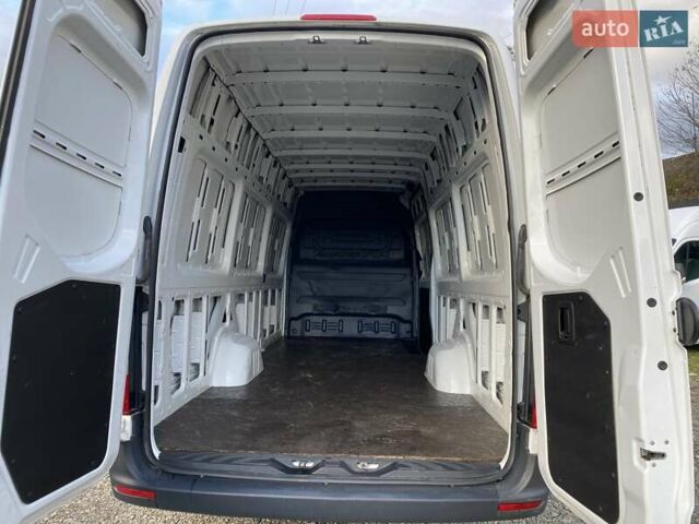 Белый Мерседес Sprinter, объемом двигателя 2.2 л и пробегом 150 тыс. км за 23370 $, фото 31 на Automoto.ua