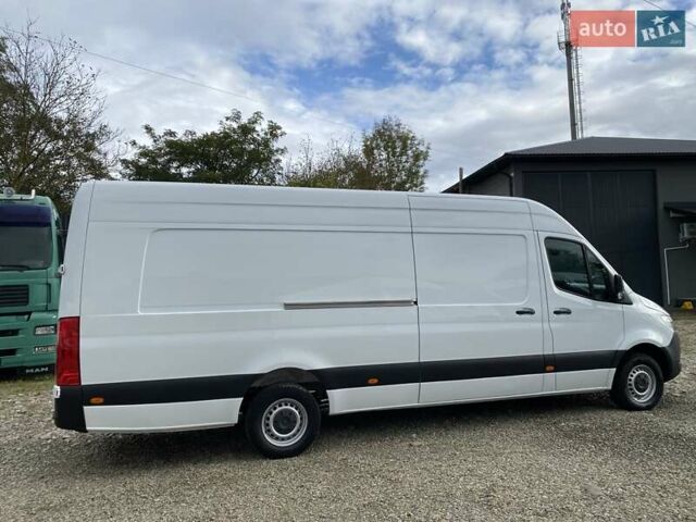 Белый Мерседес Sprinter, объемом двигателя 2.2 л и пробегом 193 тыс. км за 22400 $, фото 18 на Automoto.ua