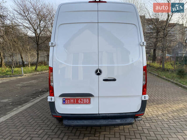 Белый Мерседес Sprinter, объемом двигателя 2.2 л и пробегом 270 тыс. км за 24800 $, фото 5 на Automoto.ua