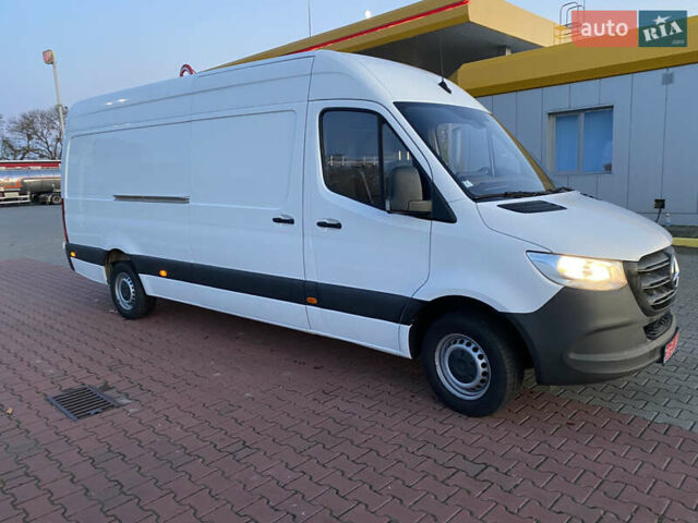 Белый Мерседес Sprinter, объемом двигателя 0 л и пробегом 183 тыс. км за 24800 $, фото 3 на Automoto.ua