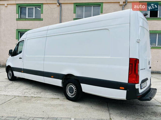Белый Мерседес Sprinter, объемом двигателя 2.14 л и пробегом 580 тыс. км за 27500 $, фото 1 на Automoto.ua