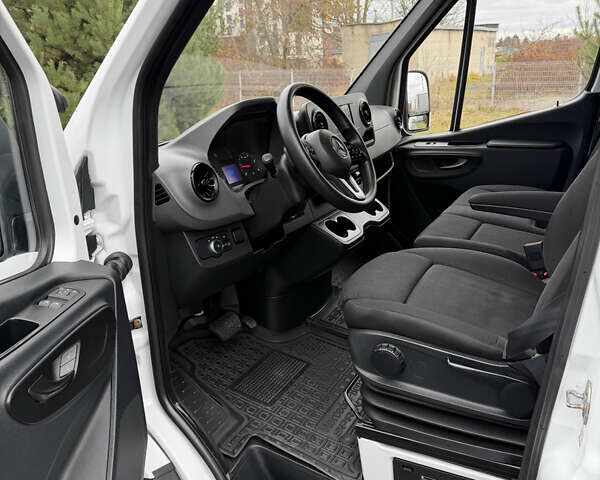 Білий Мерседес Sprinter, об'ємом двигуна 1.95 л та пробігом 350 тис. км за 24900 $, фото 6 на Automoto.ua