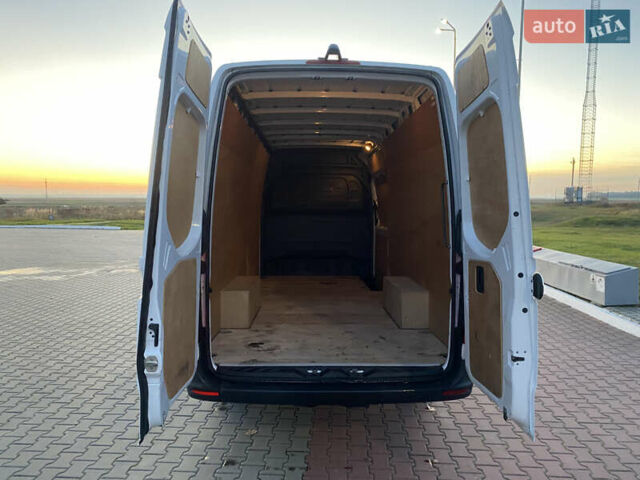 Белый Мерседес Sprinter, объемом двигателя 0 л и пробегом 183 тыс. км за 24800 $, фото 8 на Automoto.ua