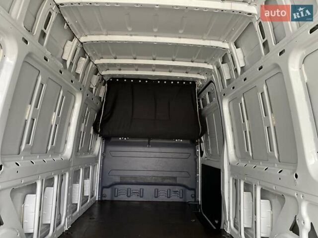 Белый Мерседес Sprinter, объемом двигателя 2.2 л и пробегом 193 тыс. км за 22400 $, фото 27 на Automoto.ua