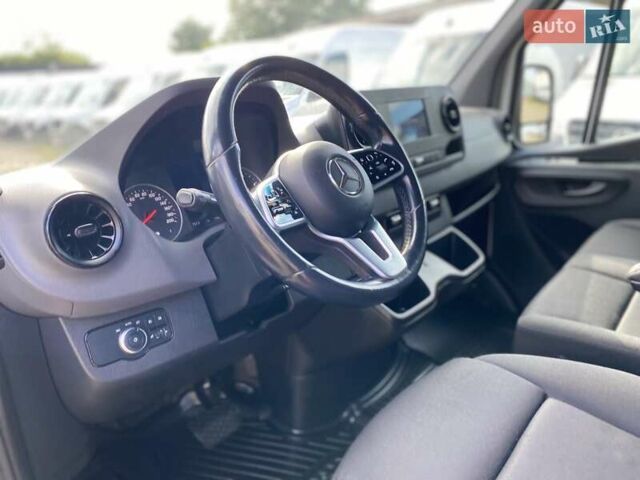 Белый Мерседес Sprinter, объемом двигателя 2.2 л и пробегом 198 тыс. км за 27999 $, фото 46 на Automoto.ua
