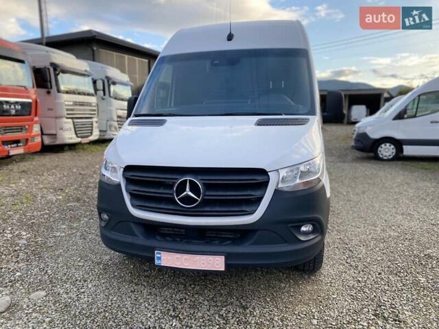 Белый Мерседес Sprinter, объемом двигателя 2.2 л и пробегом 150 тыс. км за 23370 $, фото 22 на Automoto.ua