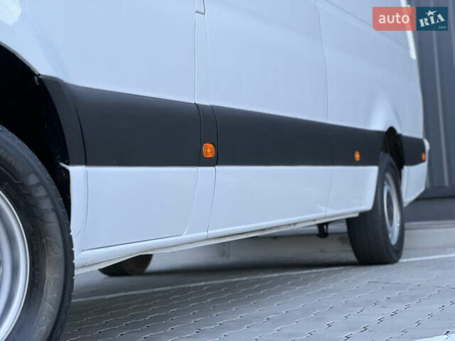Белый Мерседес Sprinter, объемом двигателя 2.2 л и пробегом 203 тыс. км за 23800 $, фото 45 на Automoto.ua