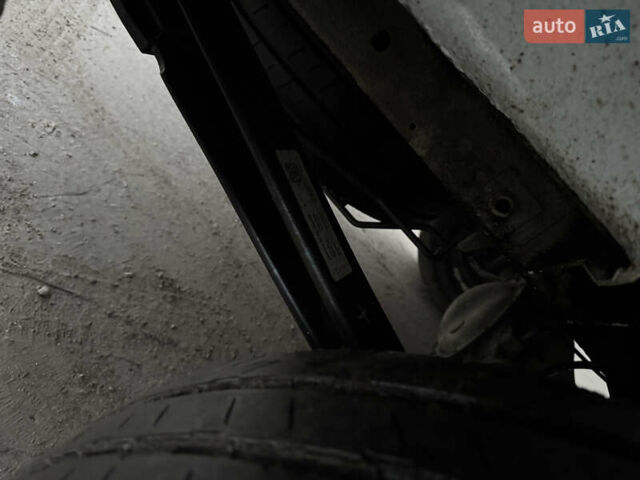 Белый Мерседес Sprinter, объемом двигателя 2.2 л и пробегом 297 тыс. км за 24700 $, фото 17 на Automoto.ua