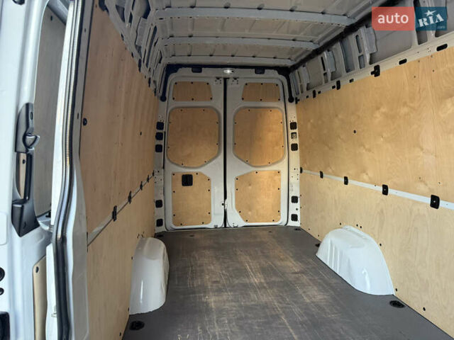 Білий Мерседес Sprinter, об'ємом двигуна 3 л та пробігом 260 тис. км за 34800 $, фото 86 на Automoto.ua