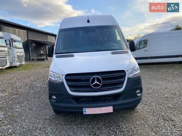 Белый Мерседес Sprinter, объемом двигателя 2.2 л и пробегом 150 тыс. км за 23370 $, фото 23 на Automoto.ua