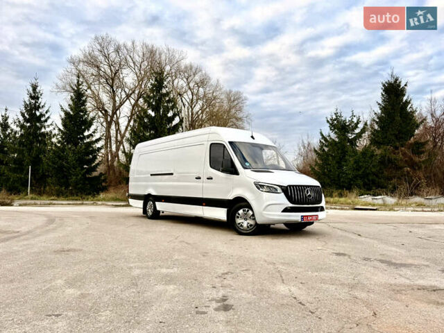 Белый Мерседес Sprinter, объемом двигателя 2.14 л и пробегом 299 тыс. км за 33900 $, фото 51 на Automoto.ua