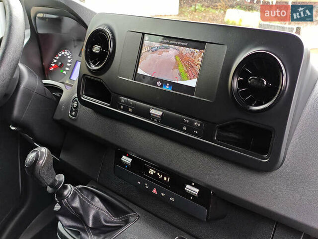 Белый Мерседес Sprinter, объемом двигателя 2.2 л и пробегом 314 тыс. км за 24900 $, фото 23 на Automoto.ua