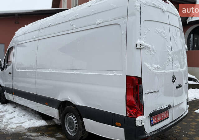 Белый Мерседес Sprinter, объемом двигателя 2.14 л и пробегом 183 тыс. км за 21000 $, фото 1 на Automoto.ua