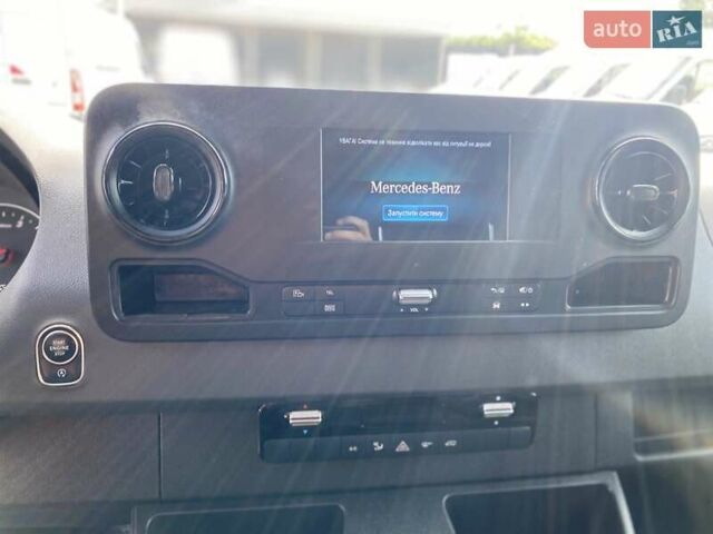 Белый Мерседес Sprinter, объемом двигателя 2.2 л и пробегом 198 тыс. км за 27999 $, фото 47 на Automoto.ua