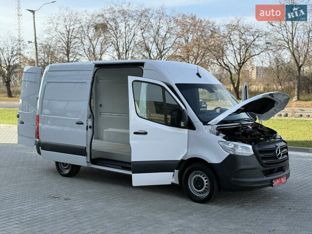 Белый Мерседес Sprinter, объемом двигателя 2.2 л и пробегом 233 тыс. км за 24900 $, фото 36 на Automoto.ua