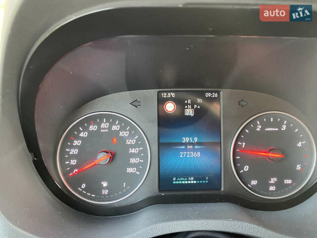 Белый Мерседес Sprinter, объемом двигателя 2.2 л и пробегом 270 тыс. км за 24800 $, фото 30 на Automoto.ua