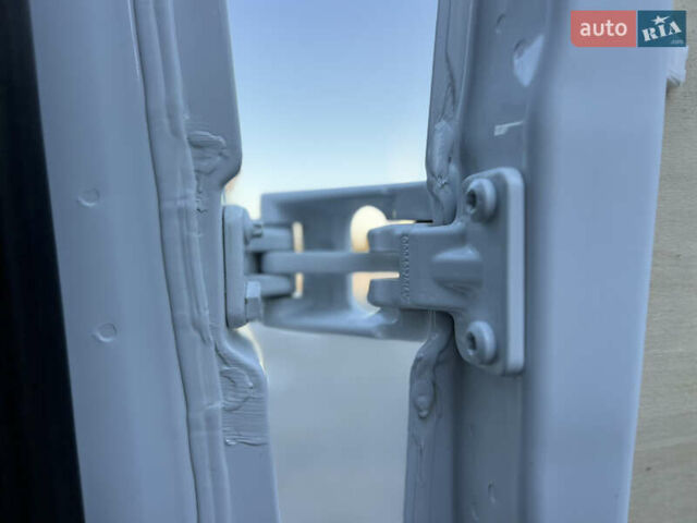 Белый Мерседес Sprinter, объемом двигателя 2.2 л и пробегом 203 тыс. км за 23800 $, фото 97 на Automoto.ua