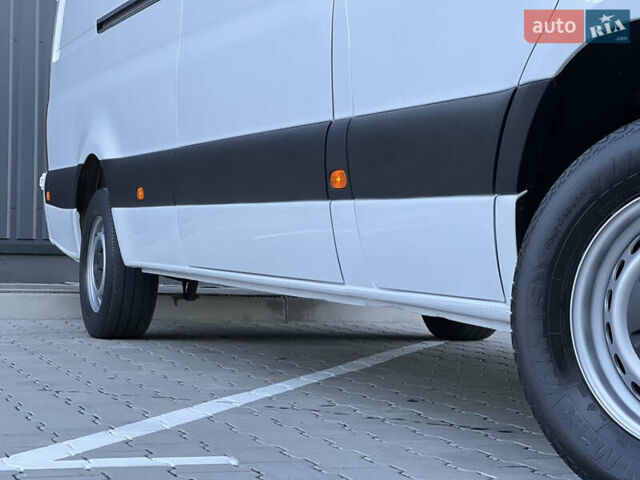 Белый Мерседес Sprinter, объемом двигателя 2.2 л и пробегом 203 тыс. км за 23800 $, фото 56 на Automoto.ua