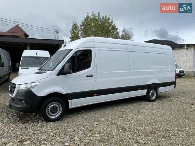 Белый Мерседес Sprinter, объемом двигателя 2.2 л и пробегом 193 тыс. км за 22400 $, фото 6 на Automoto.ua