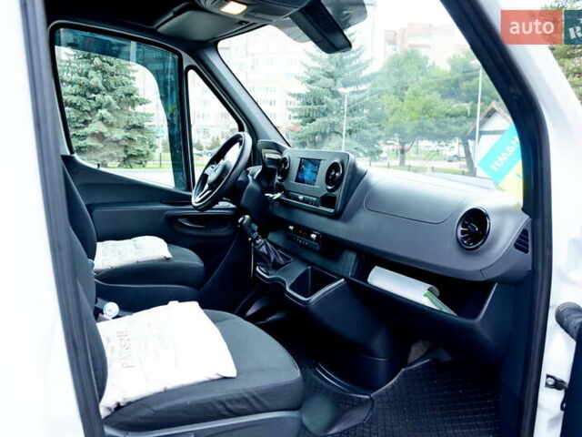 Білий Мерседес Sprinter, об'ємом двигуна 2.1 л та пробігом 144 тис. км за 28500 $, фото 12 на Automoto.ua