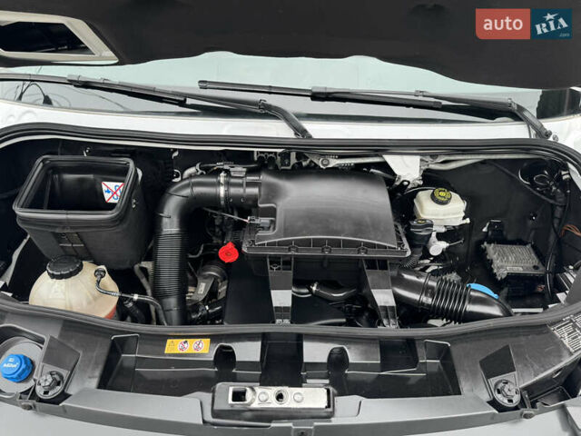 Белый Мерседес Sprinter, объемом двигателя 2.14 л и пробегом 256 тыс. км за 26900 $, фото 49 на Automoto.ua