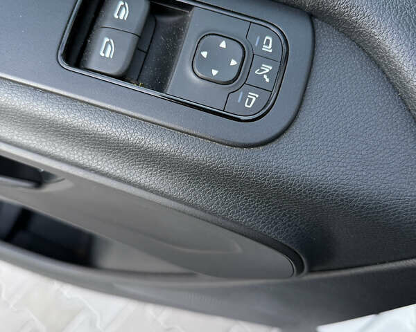 Белый Мерседес Sprinter, объемом двигателя 2.2 л и пробегом 233 тыс. км за 24900 $, фото 43 на Automoto.ua