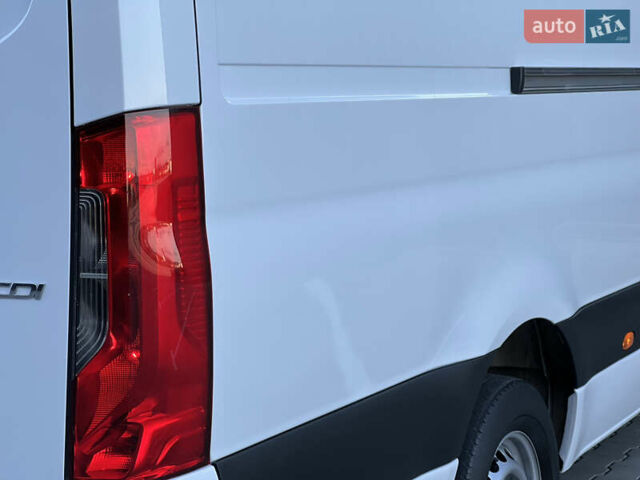 Белый Мерседес Sprinter, объемом двигателя 2.2 л и пробегом 203 тыс. км за 23800 $, фото 78 на Automoto.ua