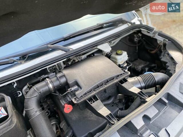 Белый Мерседес Sprinter, объемом двигателя 2.2 л и пробегом 150 тыс. км за 23370 $, фото 58 на Automoto.ua