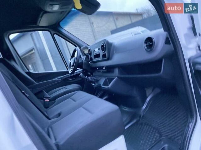 Білий Мерседес Sprinter, об'ємом двигуна 2.3 л та пробігом 140 тис. км за 23400 $, фото 34 на Automoto.ua