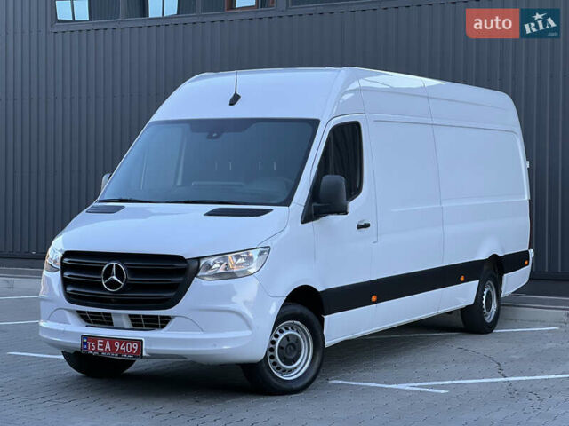Белый Мерседес Sprinter, объемом двигателя 2.2 л и пробегом 203 тыс. км за 23800 $, фото 4 на Automoto.ua