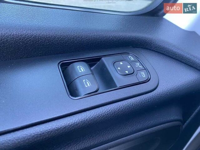 Білий Мерседес Sprinter, об'ємом двигуна 2.99 л та пробігом 173 тис. км за 33500 $, фото 31 на Automoto.ua