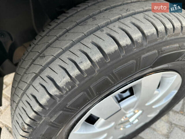 Білий Мерседес Sprinter, об'ємом двигуна 3 л та пробігом 260 тис. км за 34800 $, фото 87 на Automoto.ua