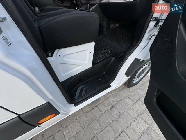 Білий Мерседес Sprinter, об'ємом двигуна 2 л та пробігом 230 тис. км за 22700 $, фото 44 на Automoto.ua