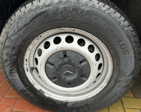 Белый Мерседес Sprinter, объемом двигателя 2.2 л и пробегом 308 тыс. км за 24499 $, фото 35 на Automoto.ua