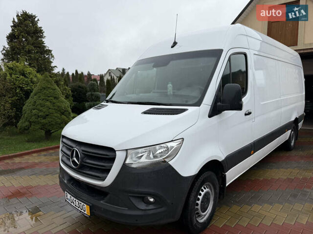 Белый Мерседес Sprinter, объемом двигателя 2.2 л и пробегом 308 тыс. км за 24499 $, фото 1 на Automoto.ua