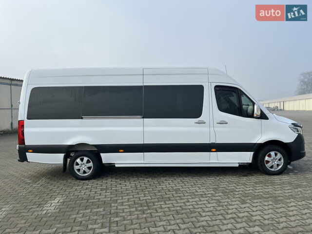Білий Мерседес Sprinter, об'ємом двигуна 2.99 л та пробігом 386 тис. км за 44440 $, фото 2 на Automoto.ua